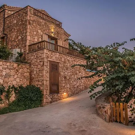 Beyond Villas Agios Nikitas