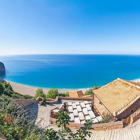 Beyond Villas * Agios Nikitas