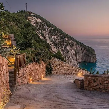 Beyond Áyios Nikítas