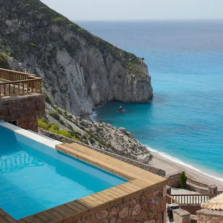 Beyond Áyios Nikítas