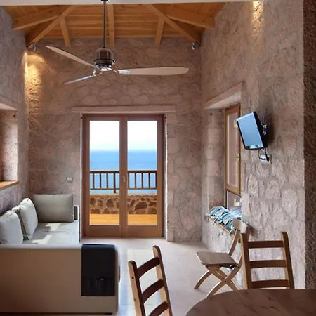 Beyond Áyios Nikítas